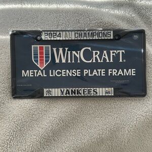 New York Yankees Metal License Plate Frame